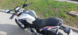 BMW G310R 2017 con escape GPR