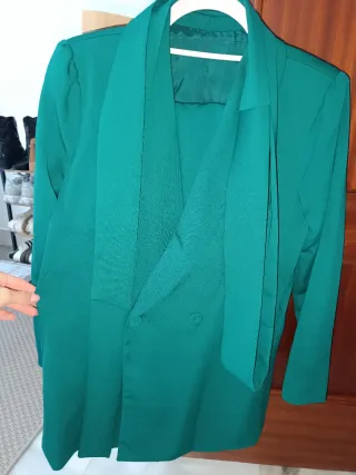 Traje chaqueta verde