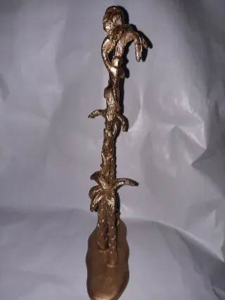 Figura Metal Palmeras y Monos Dorados