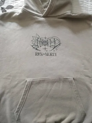 Sudadera Pull&Bear Rick & Morty Talla S