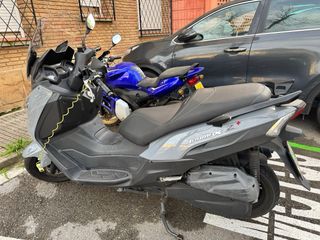 Sym Joymax 125cc 2022 Maxi Scooter. Viladecans