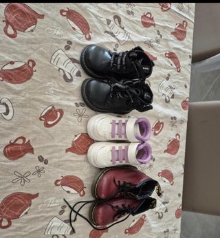 Scarpe bimba Laura Biagiotti nere