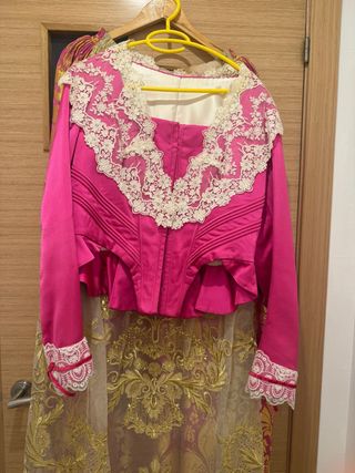 Traje de Fallera Completo con Zapatos