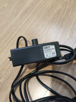 Filtro, calentador y bombilla para acuaterrario