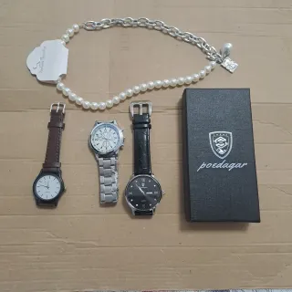 Tre orologi unisex + collana omaggio