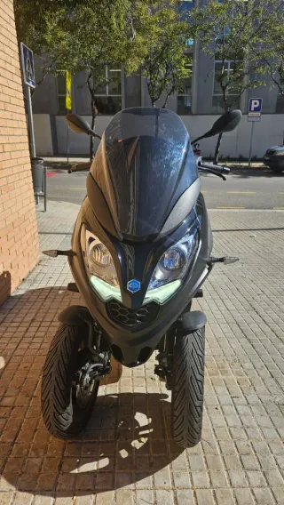 Piaggio Mp3 300 Black Edition 2023