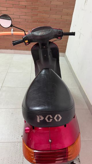 Scooter 49cc roja automática