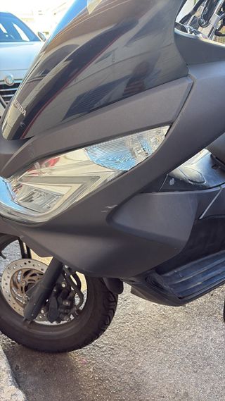 Honda PCX 125 Negra/Gris Automática