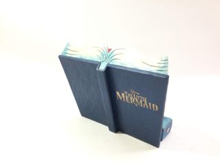 otros juegos y juguetes disney figura la sirenita