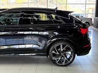 Audi RS Q3 2022 400 CV