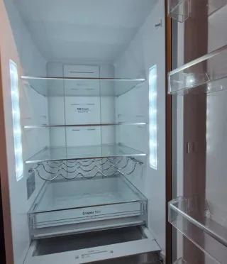 Nevera Cecotec Negra.