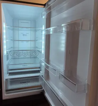 Nevera Cecotec Negra.