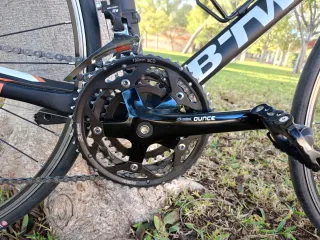 BICICLETA CARRETERA BTWIN TRIBAN 500