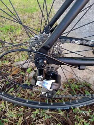 BICICLETA CARRETERA BTWIN TRIBAN 500