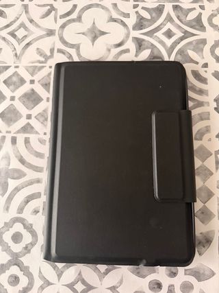 Funda con teclado iPad 8ª Gen