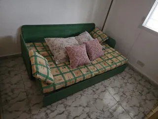 Sofá Cama Beige y Verde