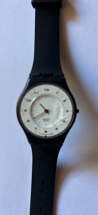 Reloj Swatch Skin Negro Blanco