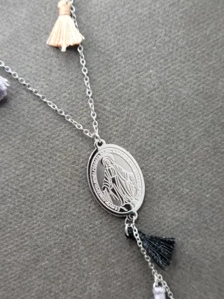 Collar Virgen con Tassels Multicolor