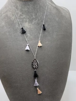 Collar Virgen con Tassels Multicolor