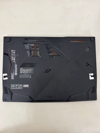 Laptop MSI Gamer i5-10500H 32GB RAM 1 TB Nvme