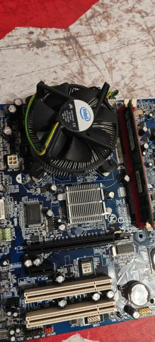 Placa base Intel +regalo