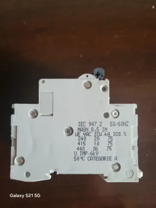 Interruptor Schneider Electric C60N C32 400V