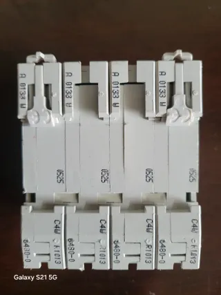 Interruptor Schneider Electric C60N C32 400V