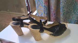 Sandalias Charol Tacón