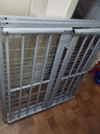 Litera metálica Gris , buen estado de 1.90X 90