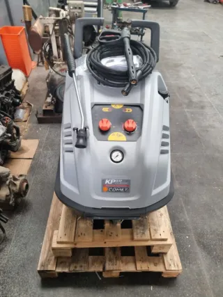 Hidrolimpiadora de agua caliente COMET