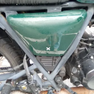 Moto Brixton Naked Verde Manual.