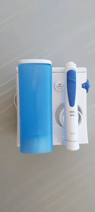 Oral-B Oral Health Center OxyJet