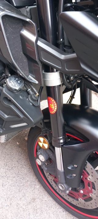 Vendo moto yamaha mt-10