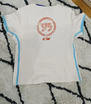 Camiseta deportiva Reebok beige talla M