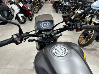 Voge 525 ACX Gris/Amarillo