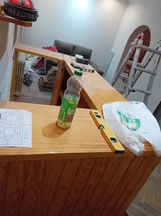 Barra de madera de pino