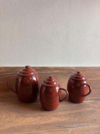 Set de 3 Puchero abombado cafetero tradicional.