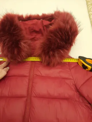 Parka Roja con Capucha de Pelo Talla XS
