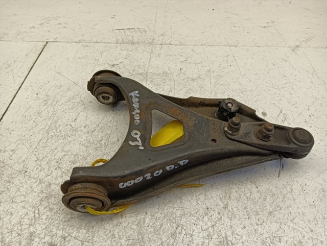 BRAZO SUSPENSION DELANTERO DERECHO RENAULT KANGOO