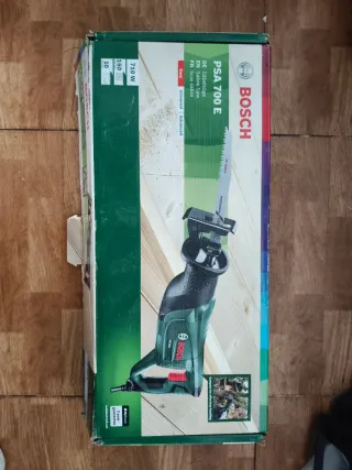 Sierra Sable Bosch PSA 700 E