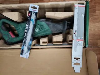 Sierra Sable Bosch PSA 700 E