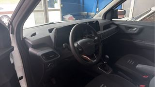 ford tourneo courier active