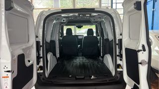 ford tourneo courier active