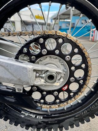 Triumph TF 250X 37h.