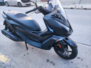 Kymco Super Dink 125 GT Negra