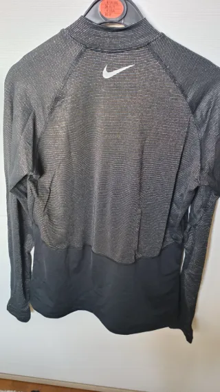 Camiseta de manga larga con brillo