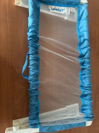 Regalo. Barrera de cama Safety 1st azul