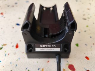 Dos Linterna SUPERLED Recargable 12-220V