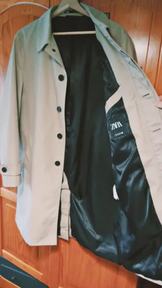 Gabardina Zara Beige Talla M