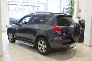 Toyota RAV4 2.2 TDi 136cv 4x4 6 Vel.